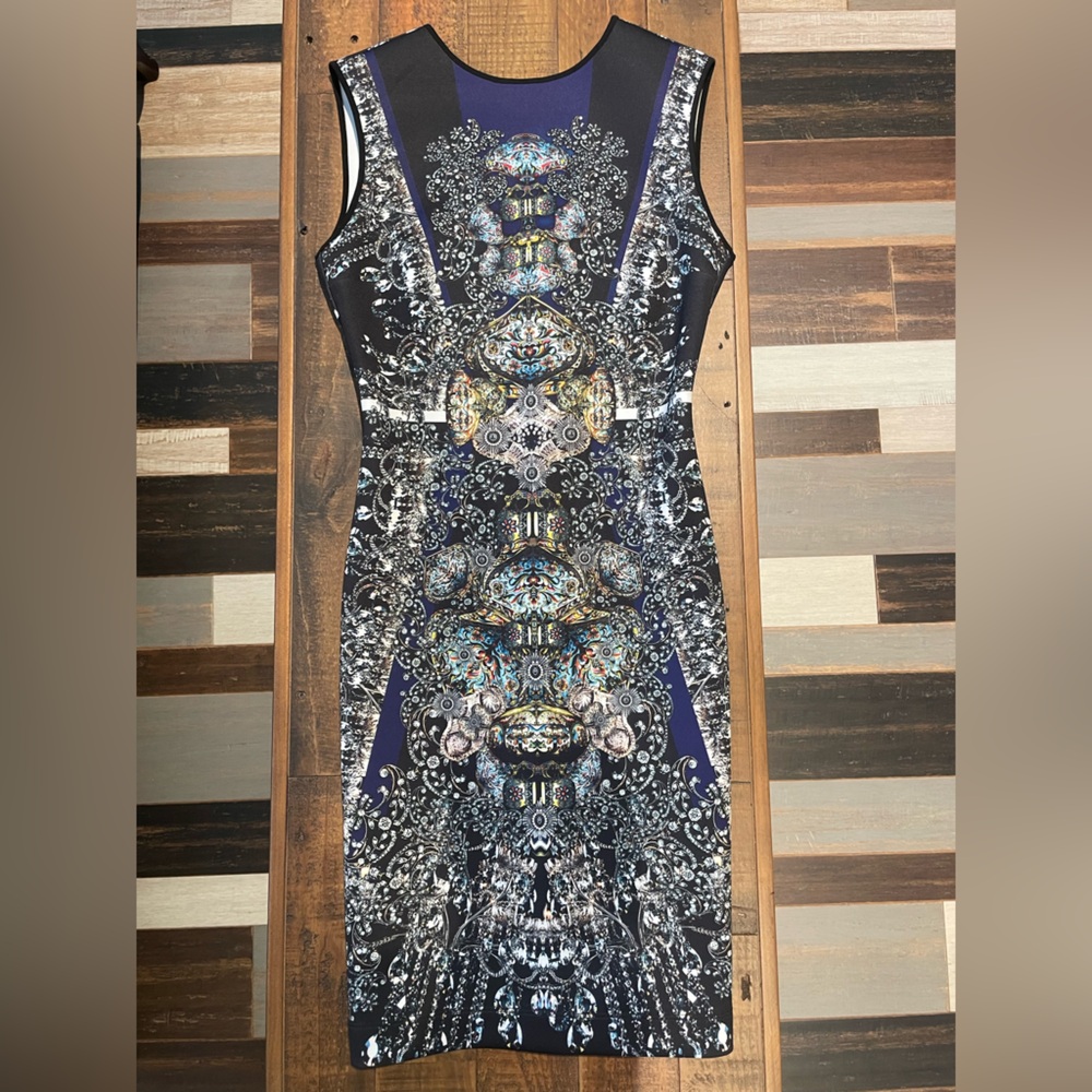Clover Canyon Elegant Black and Blue Patterned Dress size XS